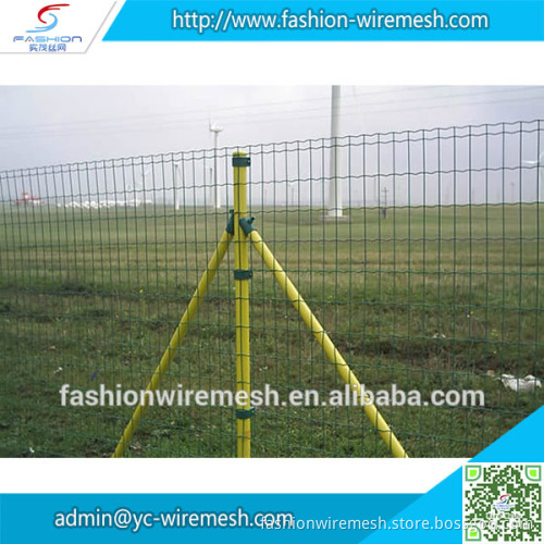 High Quality wire mesh fence with ground screw